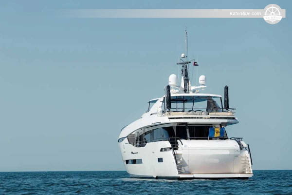 Peri Yachts 37 Weekly Charter – Luxury Islands & Arabian Gulf Highlights from Dubai