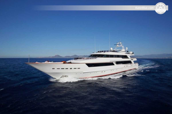 Benetti 164 Weekly Yacht Charter – East Coast Adventure, Jumeirah Beach, Dibba, Snoopy Island, Fujairah, Khor Fakkan, Kalba & Musandam Fjords