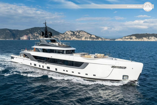 2017 Greenline 48 Fly Hybrid Motor Yacht for Sale – 14.37m Eco-Hybrid Flybridge Yacht, 3 Cabins, Croatia