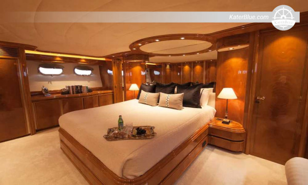 Westport 115 Motor Yacht for Sale (1994) – 115ft Tri-Deck, 4 Cabins, Auckland, New Zealand