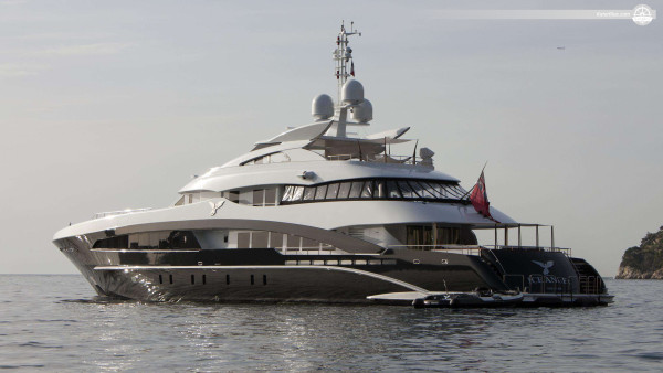 Superiate Heesen 5000 de alumínio, 49,8 m, ano 2011, à venda, com reforma realizada em 2021 e volume de 499 GT.