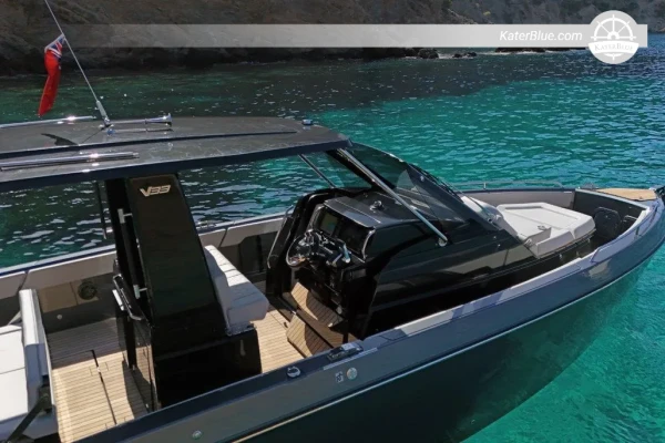 2000 Astondoa 82 GLX Flybridge Motor Yacht for Sale – 25m, 4 Cabins + Crew, Triple MTU Engines, Alicante