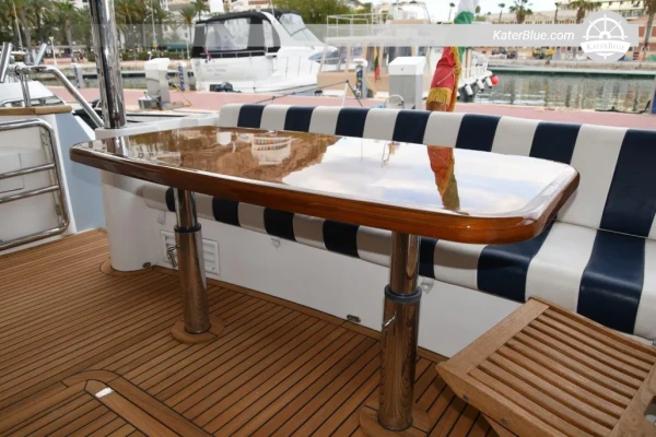 2002 Mangusta 80 Open High-Performance Motor Yacht for Sale – 25.07m, 3 Cabins, 42-Knot Open Yacht, Valencia, Spain