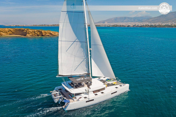 2008年式オーシャンスター56.1（全長16.55m、キャビン5室、ギリシャ・アテネ）販売中