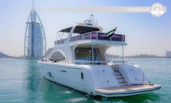Motorová jachta s posádkou 75 stop – 7denní plavba po Abu Dhabi a západních ostrovech z Dubai Marina do Jebel Ali, Ghantoot, Yas Bay, Saadiyat a Dalma