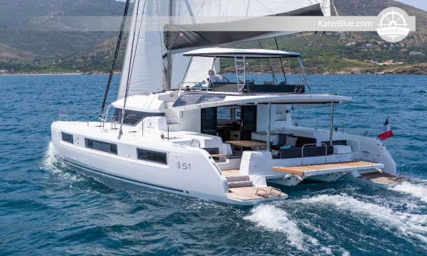 7-Night Skippered Catamaran Charter from Lefkas to Paxos & Antipaxos Blue Lagoons