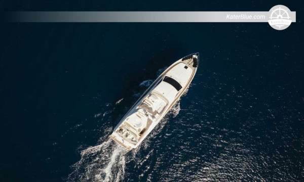 Ultimate Saronic Leisure – Ferretti 830 Fly Weekly Crewed Charter from Athens