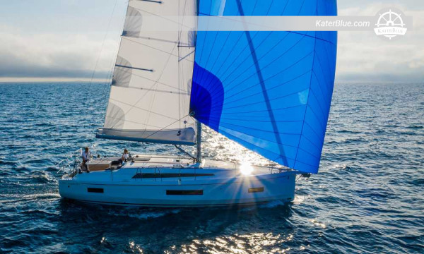 Pronájem lodi Beneteau Oceanis 40.1 bez posádky z přístavu Lefkas – trasa po Jónském moři přes Prevezu, Pargu, Paxos a Antipaxos