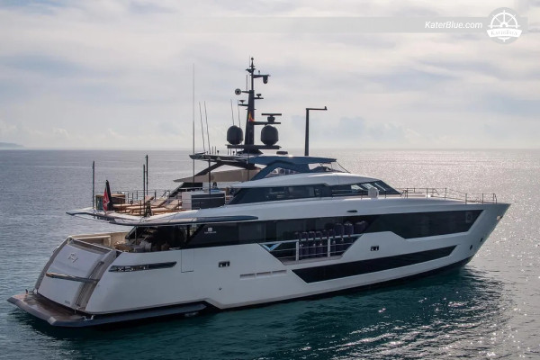 Custom Line 28m ultralyxig offshore-expedition - 7-dagars privat yachtkryssning från Lusail till djupa vikens vatten och sandbankar