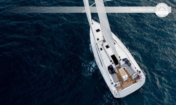 Settimana in barca a vela senza equipaggio sul Beneteau Oceanis 40.1 - Da Alimos a Poros, Hydra, Spetses ed Egina (8 ospiti)