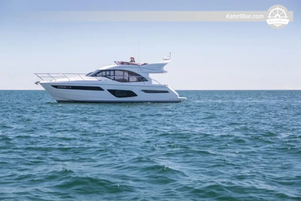 Iate Princess F50 (2020) com Flybridge à Venda – 15,54m – Seakeeper – IPS – 3 Cabines – Zadar, Croácia