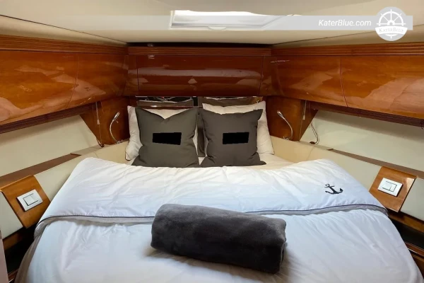 Iate a motor Atlantis 55 HT (2006) Hardtop à venda – 16,70 m – 3 cabines – Caterpillar – Dalmácia, Croácia
