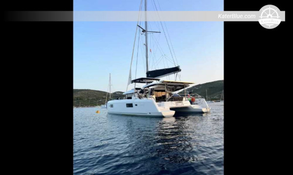 7-Day Bareboat Lagoon 42 Catamaran Charter - Côte d’Azur Loop from Saint-Tropez via Lérins, Cannes, Antibes & Cap d’Antibes (2022, 4 Cabins, 8 Guests)