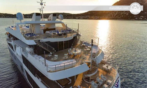 7-Day Al Dhafra 72m Luxury Charter - Southern Coast &amp; Western Waters