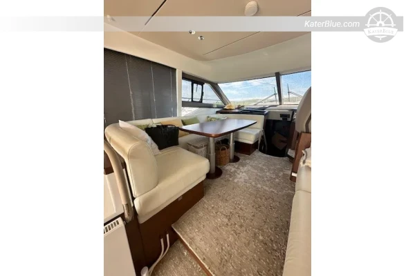 Iate Princess F50 (2020) com Flybridge à Venda – 15,54m – Seakeeper – IPS – 3 Cabines – Zadar, Croácia