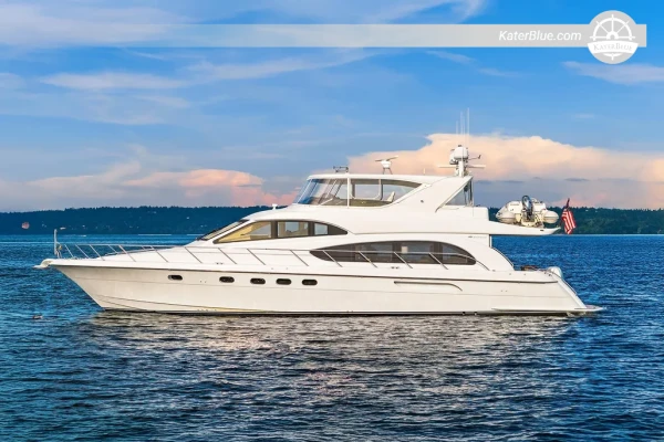 2001 Hatteras 63 Cockpit Motor Yacht for Sale – 3 Cabins – Seattle USA
