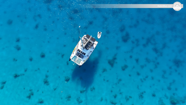 Lagoon 560 Luxury Catamaran Charter Yasawa, Fiji | 4 Cabin Crewed Yacht (4X)