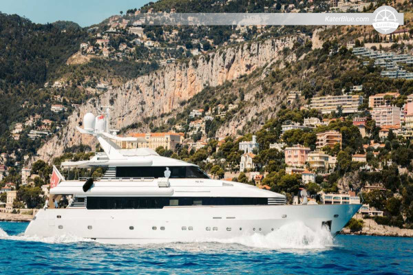 Al Dhafra Coast Wochencharter - 38 m lange Motoryacht mit Crew ab Abu Dhabi