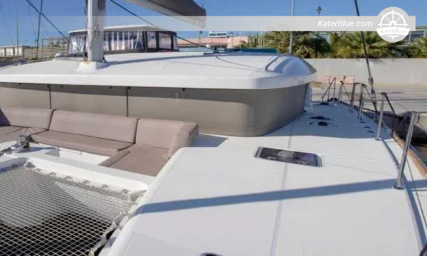 Lagoon 450S (2019) 13.96m Catamaran, 4+1 Cabins, Greek Flag, VAT Unpaid, Generator + Watermaker + A/C, Piraeus Greece