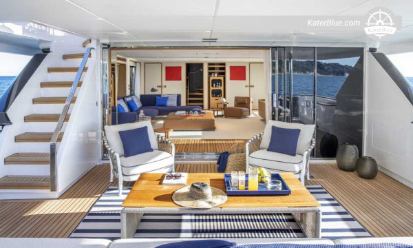 28m Custom Line Luxury Superyacht - 7-Day Central Red Sea Islands Cruise from Jeddah (Abu Madafi Area)