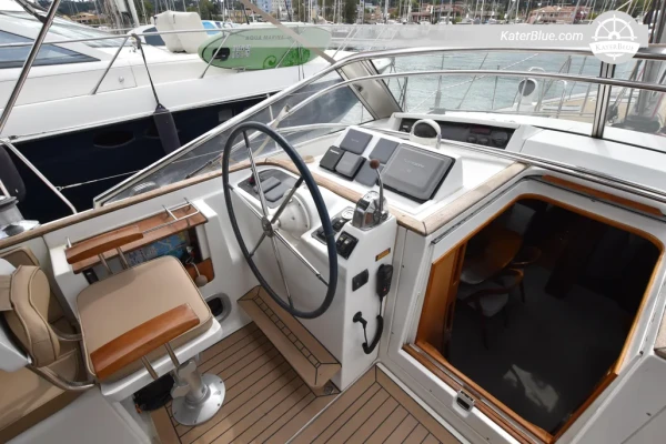Beneteau 57 Centre Cockpit 2004 Sailing Yacht for Sale in Corfu