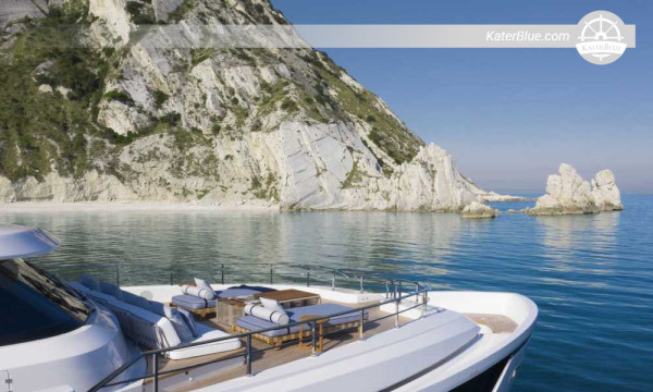 7-tägige Luxus-Yachtkreuzfahrt von Abu Dhabi nach Dubai – Yas, Palm Jumeirah & Dubai Marina