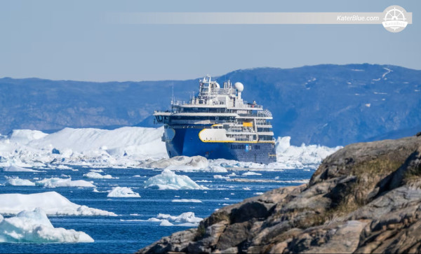 10-Day Southeast Greenland Expedition Cruise – Reykjavik Roundtrip