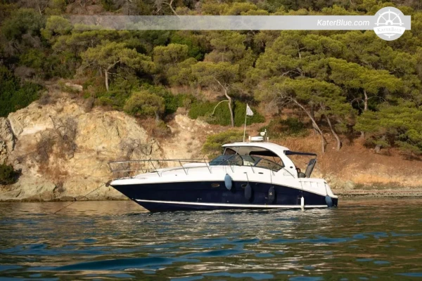 Sea Ray 425 Sundancer (2005) 12.50m Sport Cruiser, Twin Cummins 375hp, Bow+Stern Thrusters, Lithium+Solar+Watermaker, Piraeus Greece