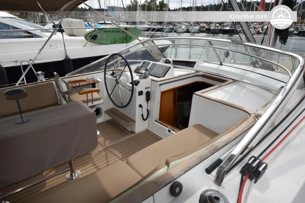 Beneteau 57 Centre Cockpit 2004 Sailing Yacht for Sale in Corfu