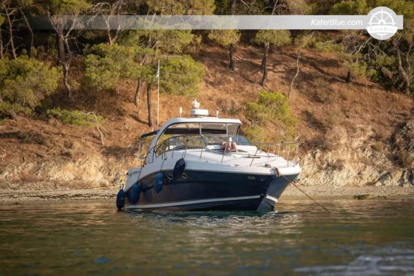 Sea Ray 425 Sundancer (2005) 12.50m Sport Cruiser, Twin Cummins 375hp, Bow+Stern Thrusters, Lithium+Solar+Watermaker, Piraeus Greece