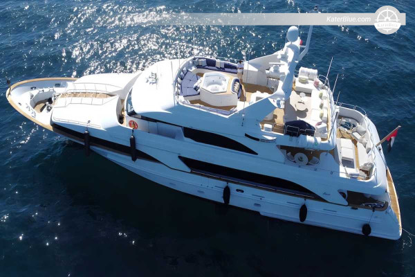 Abu Dhabi 7-tägiger Yachtcharter mit Crew auf einer 35 m langen Benetti-Yacht – von Yas Island nach Palm Jumeirah und Dubai Marina