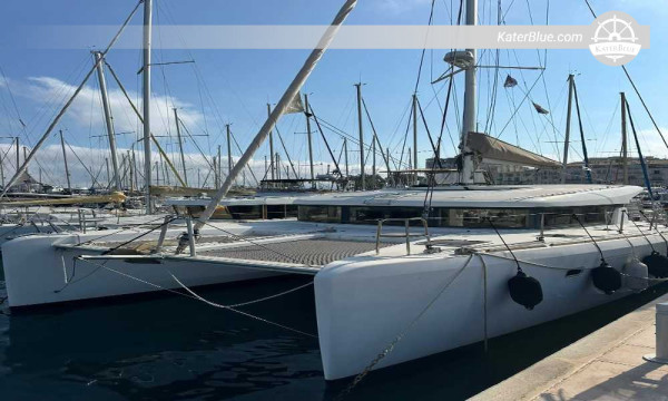 Private Lagoon 39 Riviera Day Charter from Cannes to Nice for Families and Groups