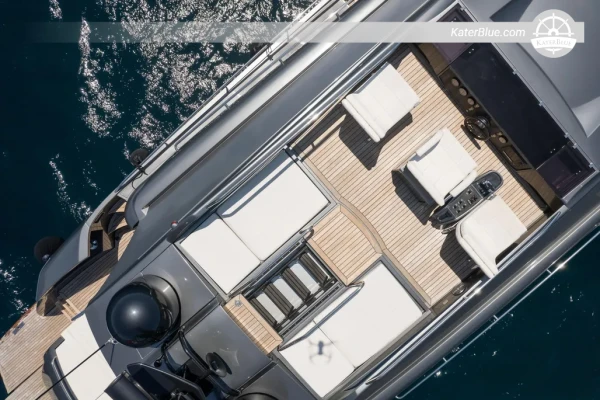 Pershing 74, 2014 – 22.6m Motor Yacht – 3 Cabins – Naples