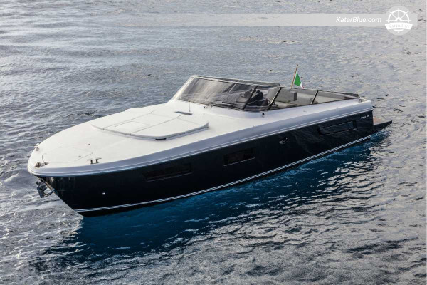 Private Scenic Boat Transfer from Salerno to Amalfi or Positano along the Amalfi Coast for Up to 6 Guests