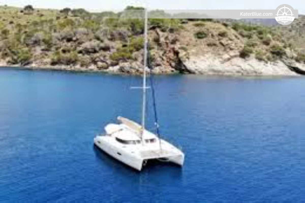 7-Night Costa Brava Bareboat Catamaran Charter from Port of Roses with Cadaqués L’Escala L’Estartit Loop Route