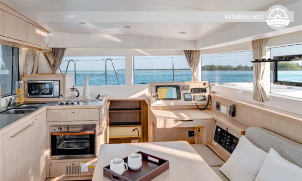 Private Lagoon 39 Riviera Day Charter from Cannes to Nice for Families and Groups