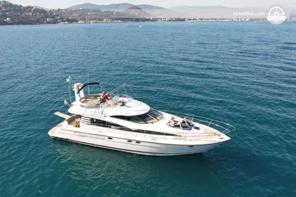Skippered Fairline Squadron 52 Day Charter from Cannes to Cap d’Antibes and Billionaires Bay