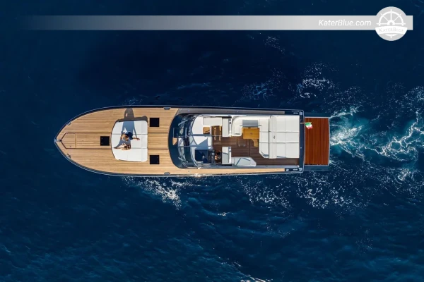Itama 62 RS, 2024 – 19.3m Express Cruiser – 3 Cabins – Naples, Italy
