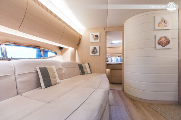 Luxury Skippered Day Yacht Charter from Amalfi to Nerano, Li Galli and Positano with Swimming, Snorkeling and Coastal Town Exploration