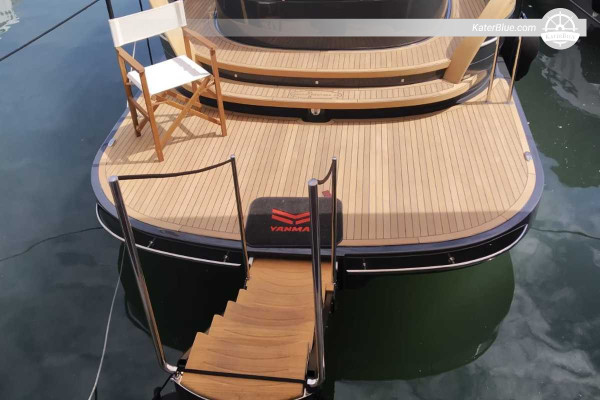 Private Amalfi Coast and Positano Day Charter from Sorrento on an 11.7m Italian Gozzo for Up to 10 Guests