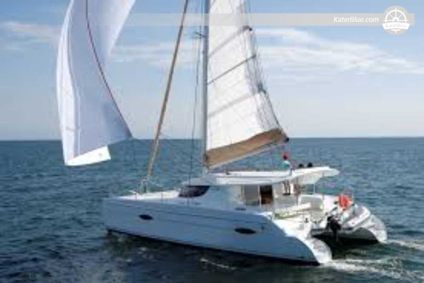 Weekly Bareboat Catamaran Charter Costa Brava Relaxed Route from Port of Roses via Cadaqués Port de la Selva Cap de Creus