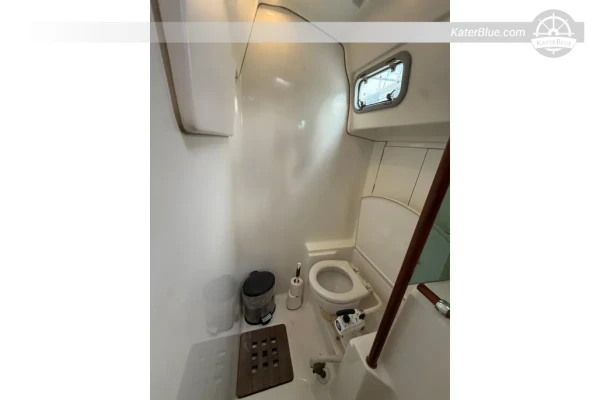 1997 Beneteau Oceanis 40 CC Sailing Yacht for Sale in Beaufort United States – 12.2m Center Cockpit Cruiser, 2 Cabins