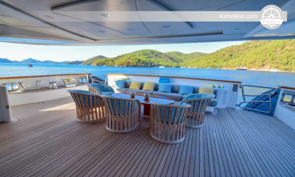 42.95m Maiora Steel Displacement Motor Yacht for Sale in Vouliagmeni, Greece