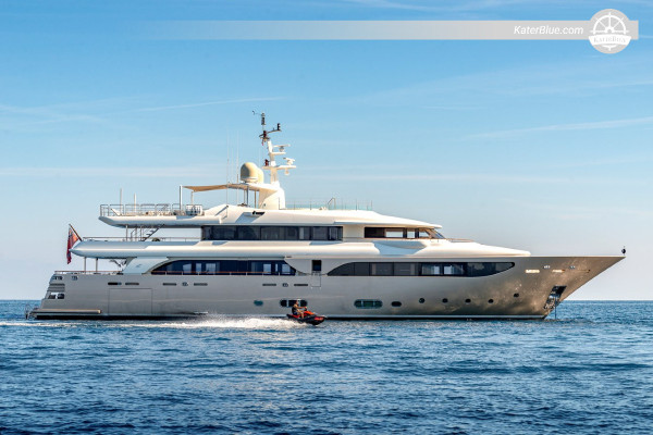 12-Day CRN 42m Fully Crewed Luxury Yacht Charter from Dubai Marina to Fujairah, Musandam, Oman Coast, Masirah Island and Khor Fakkan