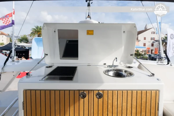 Monte Carlo 52 2022 Flybridge Yacht for Sale Zadar Croatia