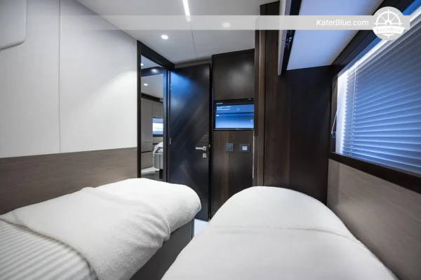Sunseeker Manhattan 55, 2023 – 17.2m Motor Yacht, 3 Cabins, Dubai, UAE