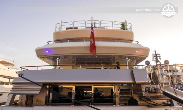 12-Day CRN 42m Fully Crewed Luxury Yacht Charter from Dubai Marina to Kuwait, Bahrain, Eastern Saudi Arabia and Ras Al Khaimah