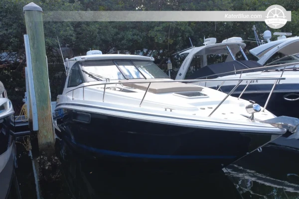 Regal 35 Sport Coupe 2015 for Sale – 10.7m Express Cruiser, 2 Cabins, Miami, Florida