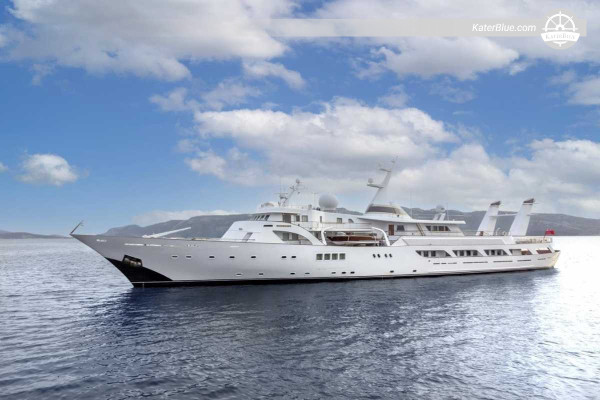 Nuovi Cantieri Apuania 76.31m Classic Motor Yacht for Sale in La Colle, Monaco