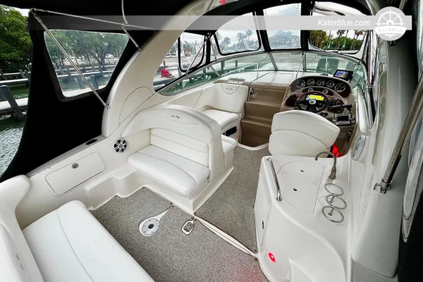 2005 Sea Ray Sundancer 280 for Sale – 8.6m Cruiser, 2 Cabins, Miami Florida